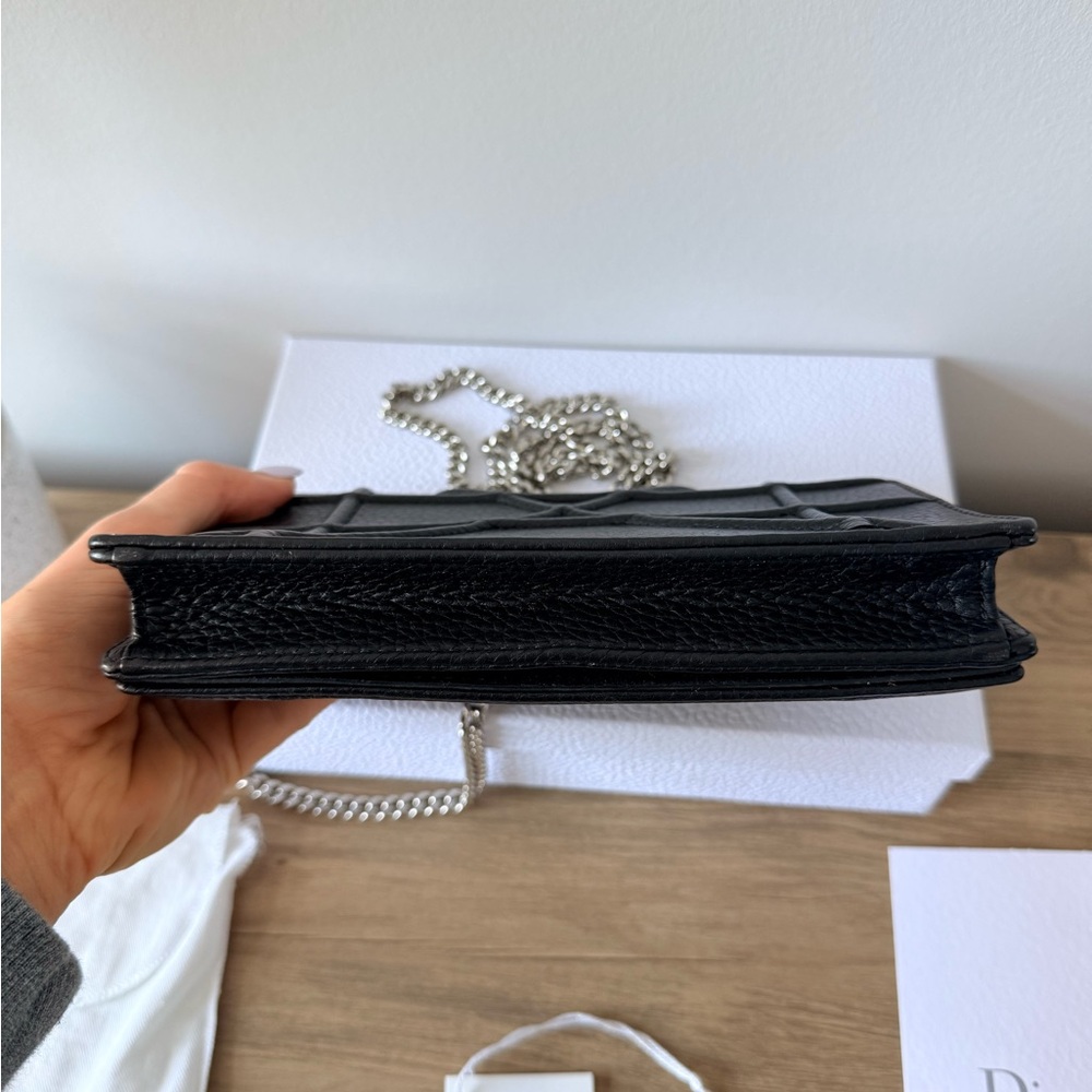 Christian Dior Diora Chain Pouch Calfskin - Picture 5 of 10